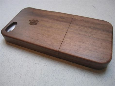 Iphone 5 Case - Wooden Cases Bamboo, Cherry And Walnut Wood - Apple ...