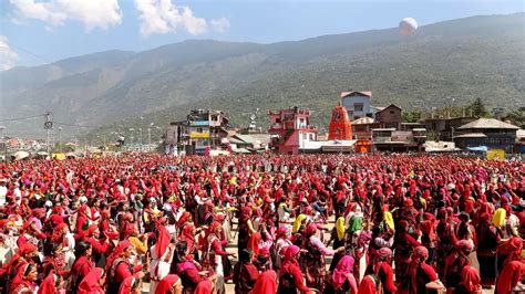 Himachal Pradesh: Kullu Dussehra Festivities In Full Swing