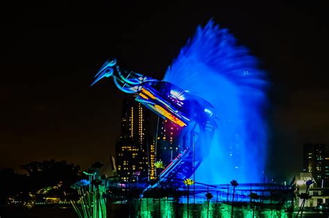 Sentosa Crane Dance in Singapore - Light and Sound Show on Sentosa Island – Go Guides