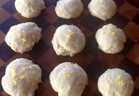 Lemon Biscuits - Real Recipes from Mums