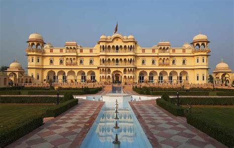 Top 5 star hotels in Ranthambore National Park | Luxury hotels in ...