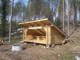 Related image | Outdoor shelters, Backyard camping, Bushcraft shelter