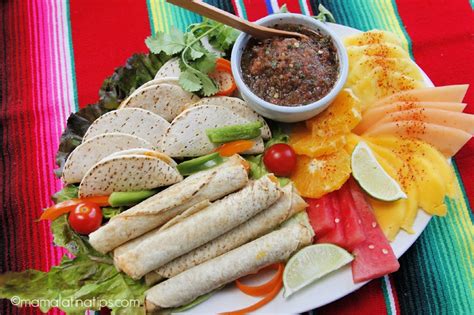 Easy Mexican Platter • Mama Latina Tips