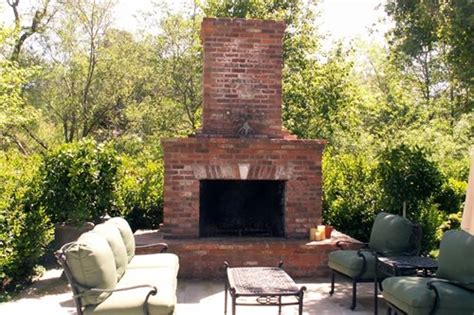 Outdoor Fireplace Design Styles - Landscaping Network