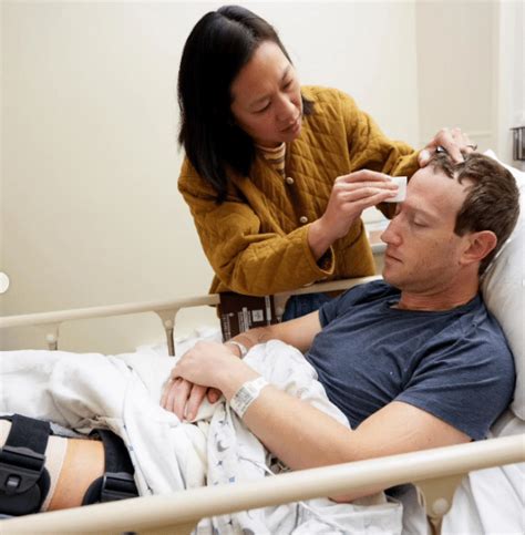 Mark Zuckerberg Undergoes Knee Surgery (Photos)