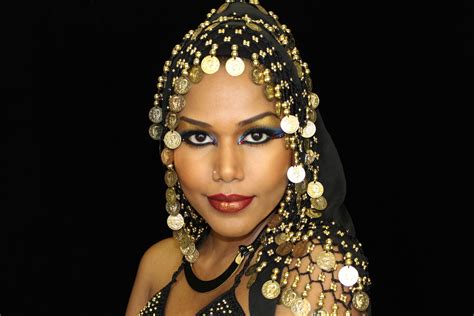 UmaMakeupHDTV: Queen Cleopatra inspired makeup look (for fancy dress party)