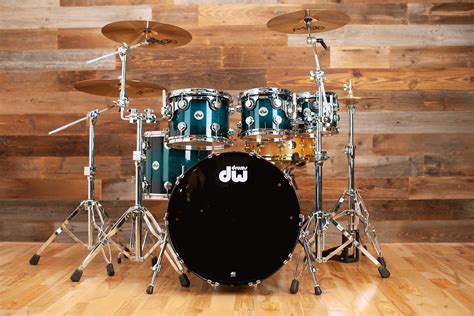 DW (DRUM WORKSHOP) COLLECTORS BIRCH 5 PIECE DRUM KIT, REGAL BLUE TO BL – Drumazon