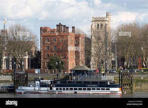 Lambeth Palace residence of the Archbishop of Canterbury on the river Thames in London Stock ...