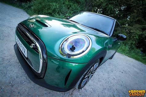 2021 Mini Electric Review - Free Car Mag