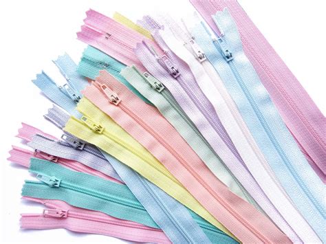 ZipperStop Wholesale Authorized Distributor YKKÂ® Zipper 20pcs Assorted Colors YKK #3 Nylon Coil ...