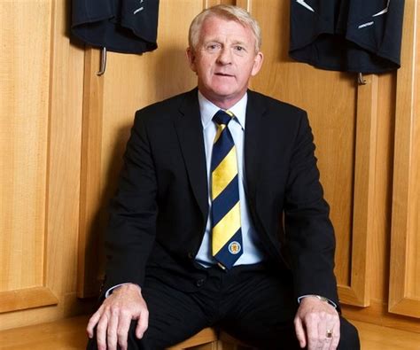 Gordon Strachan Biography - Facts, Childhood, Family Life & Achievements