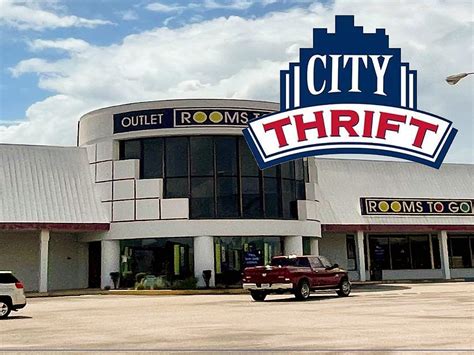 City Thrift leases closed Rooms To Go Outlet in Orange Park | Jax Daily ...