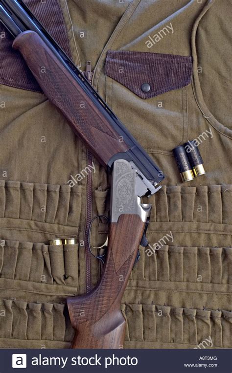 12-gauge-lamber-shotgun-under-over-superimposed-made-in-spain-A8T3MG | Schmidt Double T Ranches