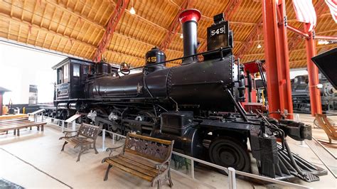 Riding the rails of history at the B&O Railroad Museum - CNET