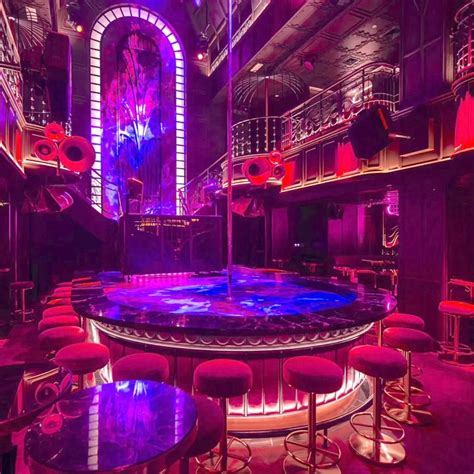 12 Best Clubs In Bangkok For A VIP Party