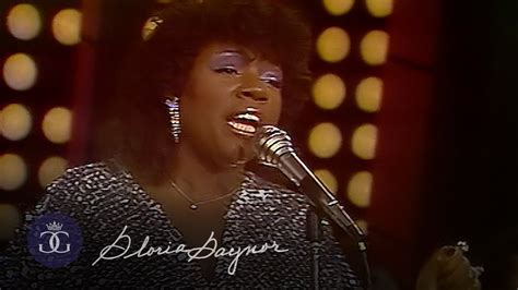 Gloria Gaynor - Reach Out I’ll Be There (Sopot Festival, 20.08.1980 ...