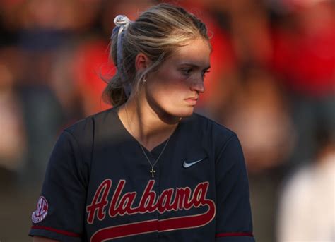 Alabama Softball Slides in Rankings - Sports Illustrated Alabama ...