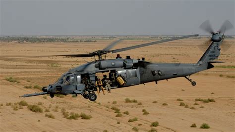 US Army Paratroopers, snow, snow covered, 4th Infantry Brigade Combat Team, Sikorsky UH-60 Black ...