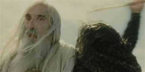 LOTR: What Is The Real Reason That Wormtongue Kills Saruman?