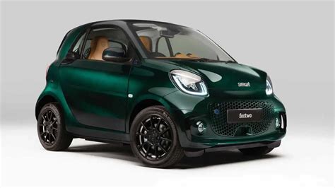 UK: Smart EQ ForTwo Racing Green Edition costs Tesla Model 3 money