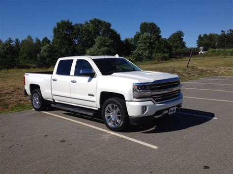 Iridescent Pearl Tricoat or Summit White - Page 3 - 2014 - 2018 Chevy Silverado & GMC Sierra ...