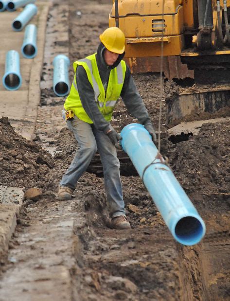 laying pipe | Tribune Photo Collections | bismarcktribune.com