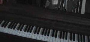 How to Play "Crawling" by Linkin Park on piano « Piano & Keyboard ...