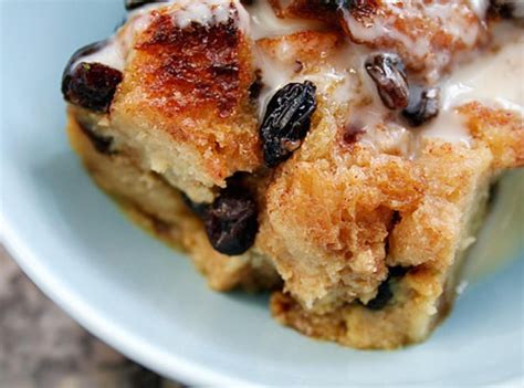 New Orleans Bread Pudding | Just A Pinch Recipes