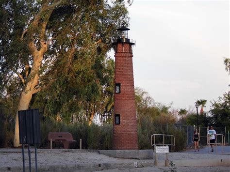 Lake Havasu Lighthouses – Lake Havasu City, Arizona - Atlas Obscura