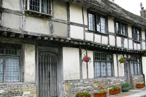 Cerne Abbas - Visit the village & the Cerne Abbas Giant | Dorset Guide