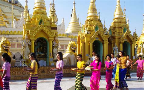 The Useful Guide To Customs And Etiquette In Myanmar [UPDATED 2024]