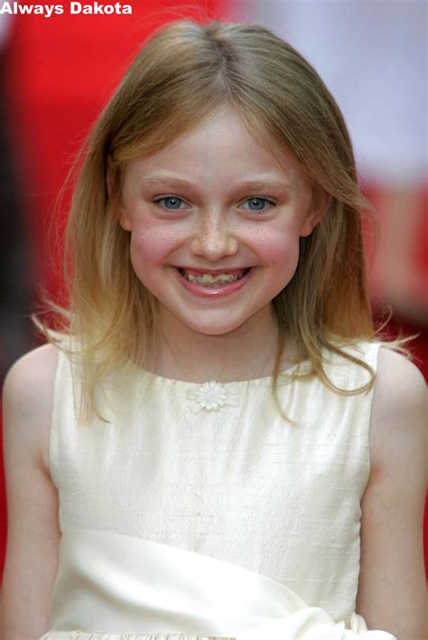 War of the Worlds Premiere 2005 - Dakota Fanning Photo (3182180) - Fanpop