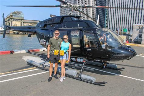 5 BEST Manhattan Helicopter Tours (and how to choose one!)