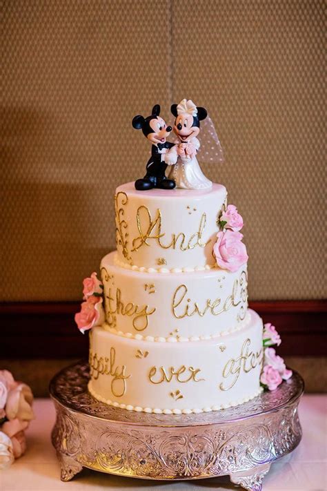 the perfect cake for a Disneyland wedding #prettyweddingcakes | Disney wedding cake, Disneyland ...