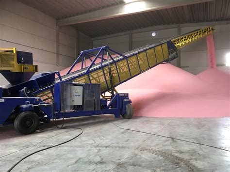 Mobile belt conveyors - De Regt Conveyor Systems