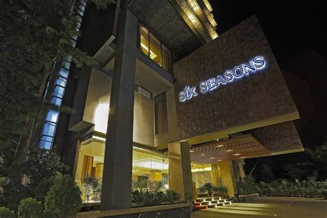 The Perfect Choice For Business Or Leisure Travelers: The Four Seasons ...