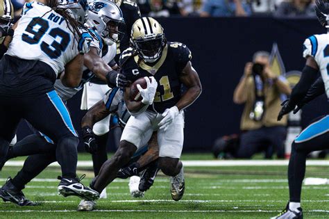 Former NFL Star Ranks Alvin Kamara As NFL's 13th-Best Running Back