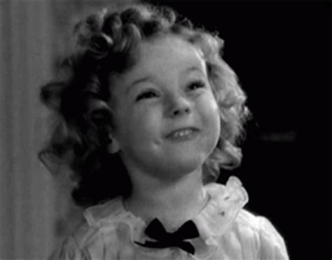 Shirley Temple Smile GIF - Shirley Temple Smile Kid - GIF 탐색 및 공유