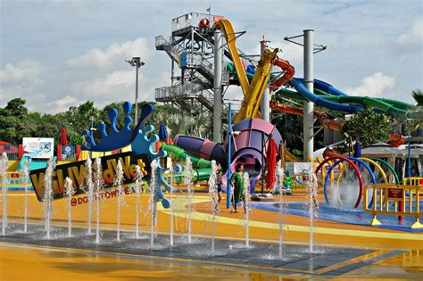 10 Best Singapore Theme Parks and Rides - Singapore’s Best Amusement ...