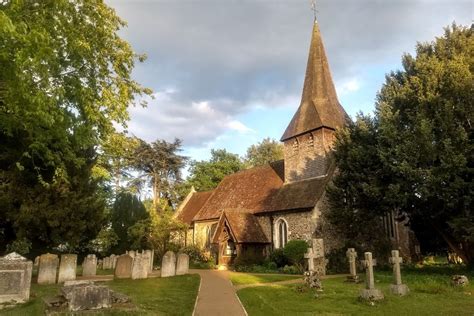 ᐅ St Mary's Church in West Byfleet (Surrey KT14 7NF) • Address ...