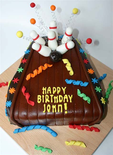 6a00d834517b7f69e20148c79856be970c-pi (1842×2531) | Bowling cake, Bowling birthday cakes ...