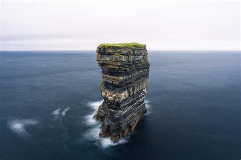 Dún Briste Sea Stack, Ireland [6646 x 4431] : Yahaha_IRL