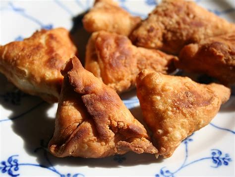 Easy Samosa Dough Recipe That Can Be Baked or Fried — Craftsy | Recipes, Samosa, Samosa recipe