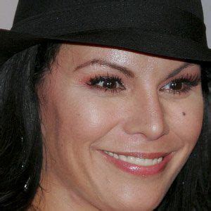 Olga Tañón - Age, Family, Bio | Famous Birthdays