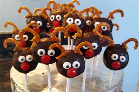 The Baking Chemist: Reindeer Cake Pops