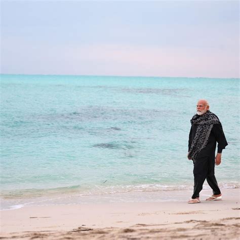 Modi Sends Out 'Strong Message' to Maldives Through Lakshadweep Visit