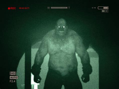 OUTLAST Screenshots- Chris Walker by vincent-is-mine on DeviantArt