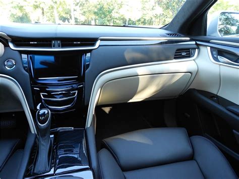 2019 Cadillac XTS: 104 Interior Photos | U.S. News