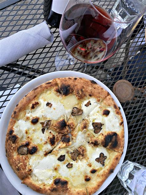 My top five pizza spots in Omaha (that got eliminated from the pizza ...