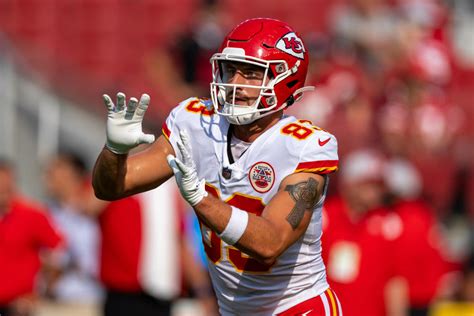 Chiefs’ Andy Reid trusts rookie TE Noah Gray if Travis Kelce, Blake ...